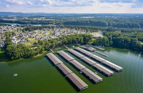 Lakeside Retreat Marina/Pool, Golf Cart, Game Room - Foto 33