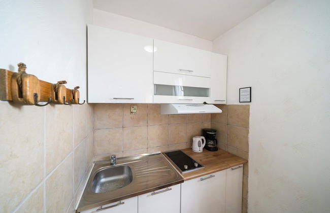 Apartments Vukovic - Photo 24