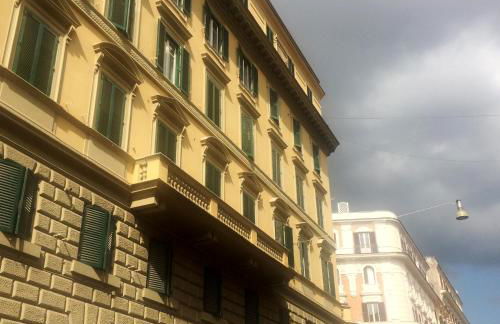 Roman Suite - Photo 12