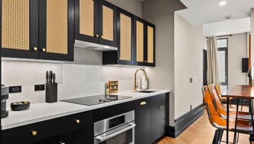 Freeman 801 by Rove Travel - Studio with Shared Amenities - Foto 5, stove