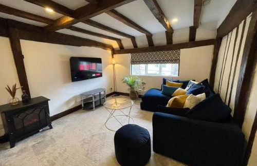 Town Centre Cottage - Photo 1