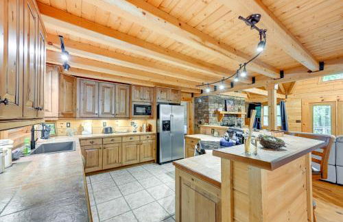 Scenic Blue Ridge Cabin Rental with Resort Amenities - Foto 7