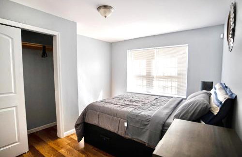 Lovely Loft in Newark Minutes from NYC, EWR & American Dream Mall - Photo 6