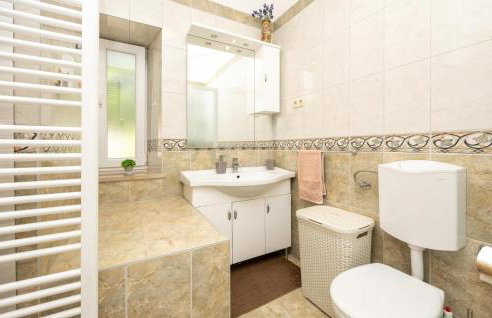 Stunning Home In Krstatice - Photo 37