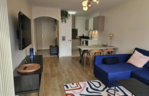 Le Petit Port - Appartement 4 étoiles - standing, vue lac, calme, piscine - Foto 1