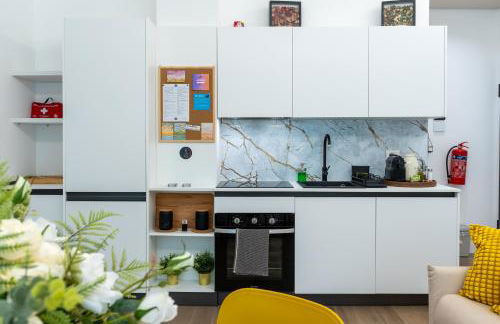 Teodorico 7 - Quiet Garden View Apartment with Parking near MiCo and CityLife - Foto 2