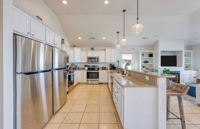 Sleeps 28 Beachfront w/ Pool, Hot Tub, Game Room Atlantic Watch by Avantstay - Foto 17