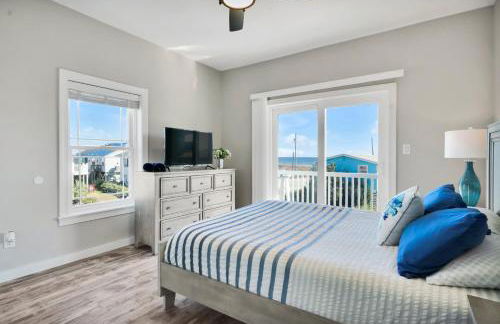 Walkable Topsail Retreat with Hot Tub and Views - Foto 39