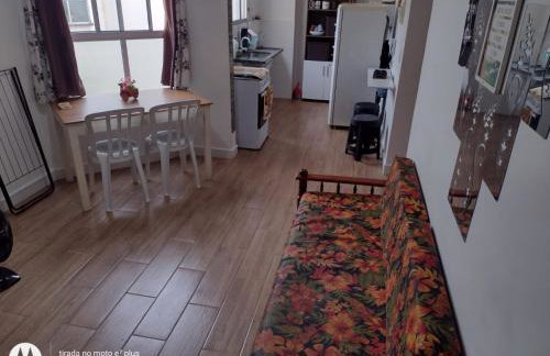 Luias, apartamento ao lado do shopping plaza e atacadão com wi-fi , tv grátis van na porta - Photo 6