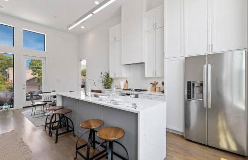 Beautiful Perfectly Located Luxury 2 Bed Townhome - Foto 20