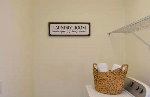 Family Home 20 min Disney 4BR Heated Pool BBQ - Foto 75