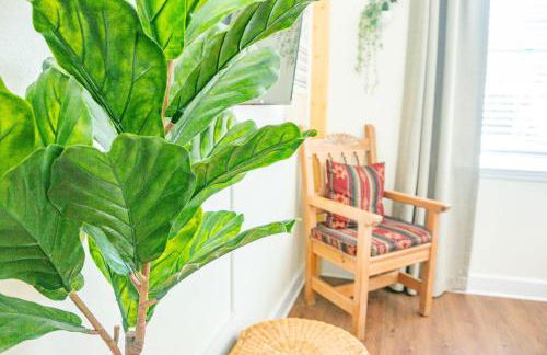 The Prairie Suite Newly Built Upscale Central - Photo 24