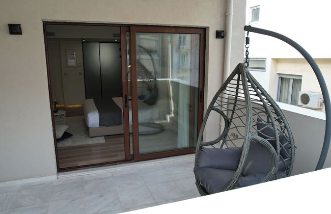 CC LUX Suites - Photo 67