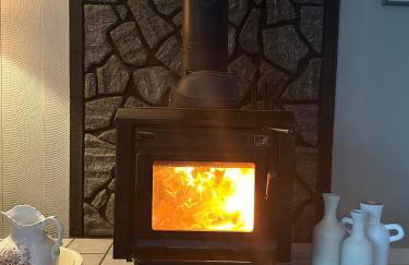 Little Longbow Lakefront Chalet - Foto 7