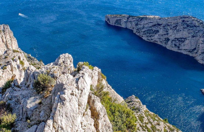 Visite panoramique d'Aix-en-Provence et Cassis - Photo 2