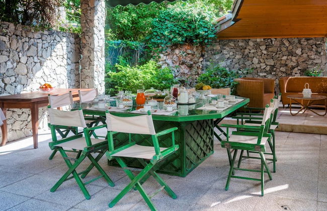 Villa Liberty Albisola 6 2 Emma Villas - Photo 3