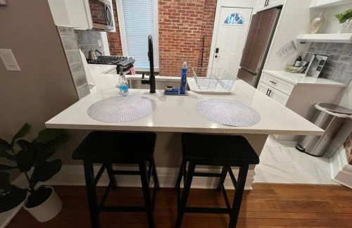 2 BR Totally Renovated and Chic - Foto 12