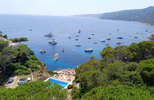 Top Lage mit privater Bucht - Foto 1