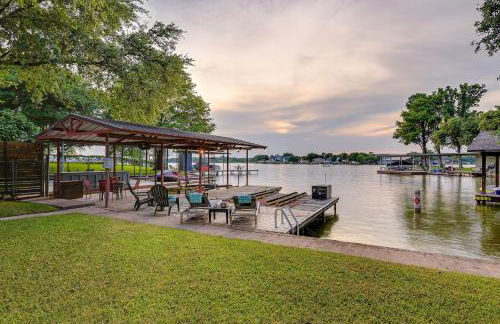 The Shorewood Lakeside Oasis, Pet-Friendly Getaway - Foto 39