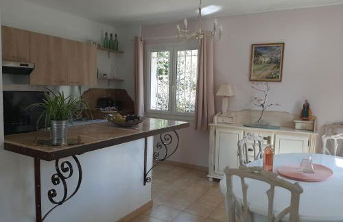 Eclats du Sud, villa les Cigales avec piscine, proche Cassis, meublé de tourisme 3 étoiles - Foto 35