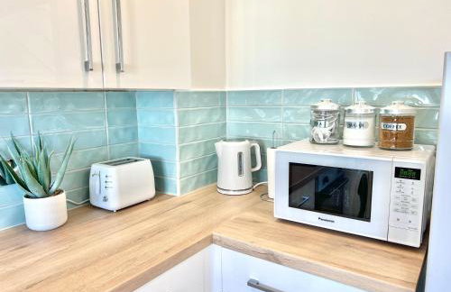 Luxury Modern House, Free Driveway Parking and Garden! Fully Equipped, Sleeps 6 Guests - Foto 13