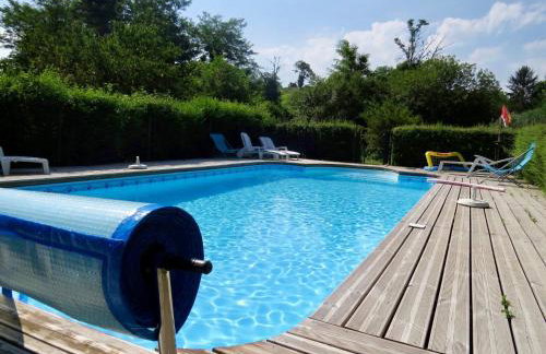 Appartement familial à Blaignac avec Piscine 100m² 8 personnes - Foto 4