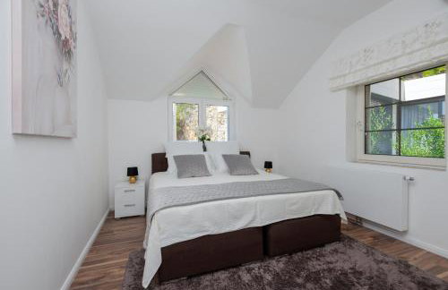 Luxury Lake-View Villa Karmen with Heated Pool, Private Spa & Sunset Terrace - Foto 52