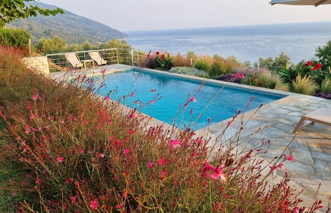 Moses Villa - Photo 18