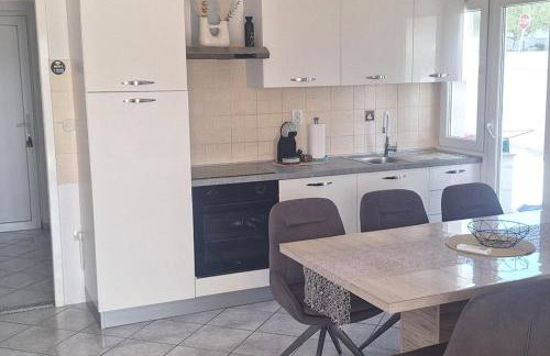 Villa SALT bazen,jacuzzy - Foto 35