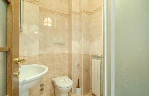 GuestHost - Crocetta Residence! Modern & Roomy Flat - Foto 20