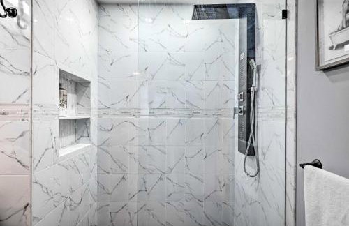 Community Beach and Lake Pocono Summit Escape - Foto 23