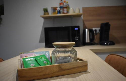 LE CONFORTABLE Sarrebourg Wifi Parking 4 personnes Proche Gare - Foto 6