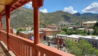 Eldorado Suites Hotel - Photo 1