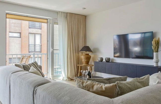 Stunning Modern Apartment With Large Terrace - Foto 13