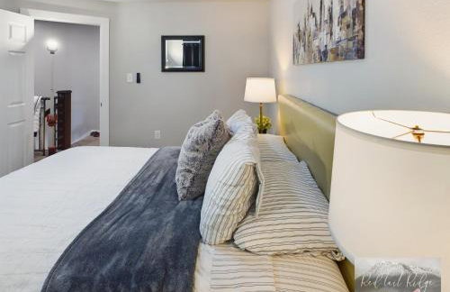 AC! Family Space-Retro Home in Historic Albany - Foto 30