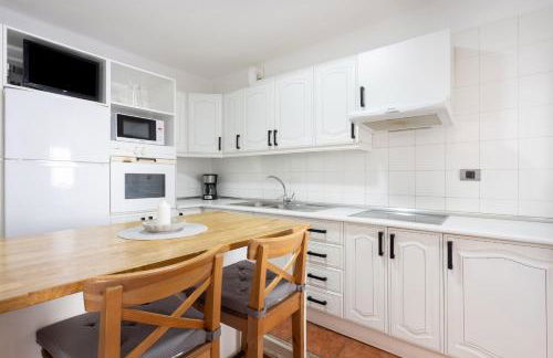 Fantasticas vistas al mar, playa y piscina - Foto 9