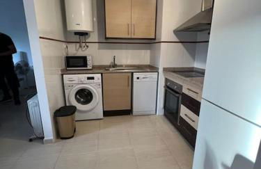 Apartamento con piscina ,parking y aire acondicionado - Foto 16