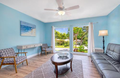 Palm Paradise - Pet Friendly Home on Siesta Key w/ Large Heated Private Pool & Outdoor Area! - Foto 17