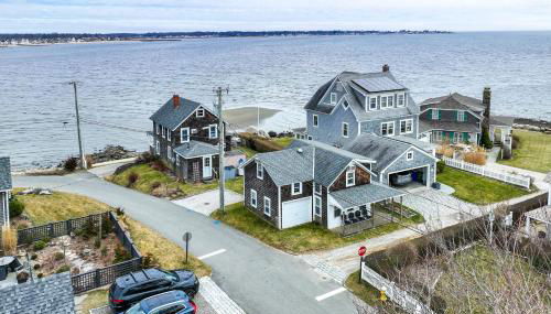 Charming Westbrook Cottage, Steps to Private Beach - Foto 3