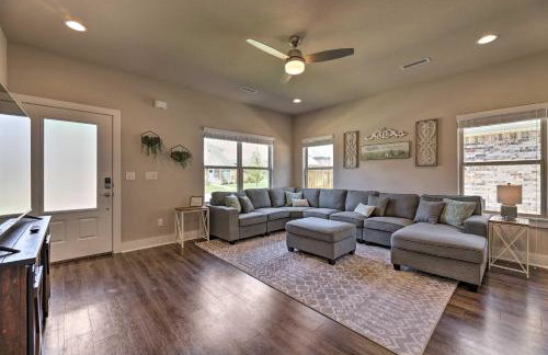 Fayetteville House Pool Access and Gas Grill! - Foto 4