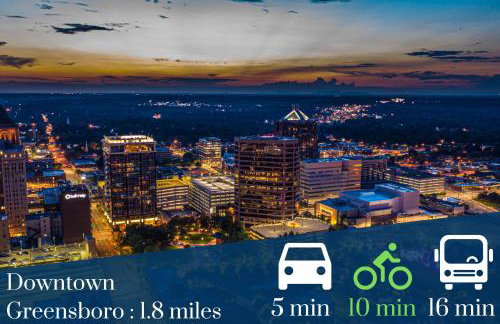 Homey Lodge - Cozy home / Walk to Revolution Mill / Near Downtown / Perfect for groups and family / Free parking - Foto 48