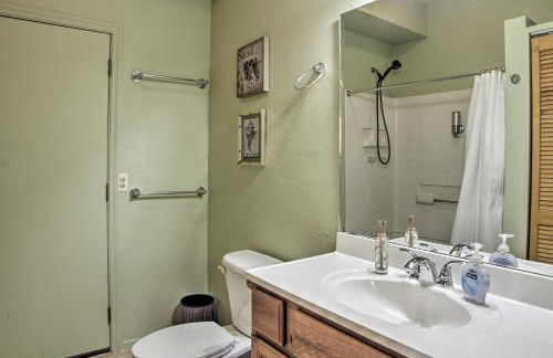 Tropical Volcano Bungalow Less Than 4 Mi to Natl Park! - Foto 9