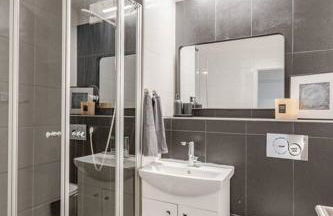 Schönes Apartment mit Parkplatz & 24h CheckIn 1 - Foto 6