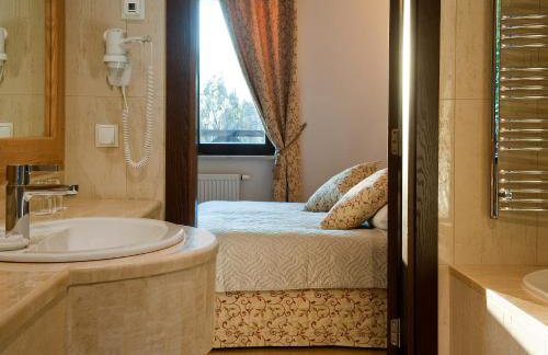 Hotel SPA Dr Irena Eris Wzgórza Dylewskie - Siedliska - Foto 20