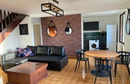 014 CHIC & COSY GRAND APPART DUPLEX 76m2 WIFI SMART TV NETFLIX ET VUE PANORAMIQUE - Foto 23