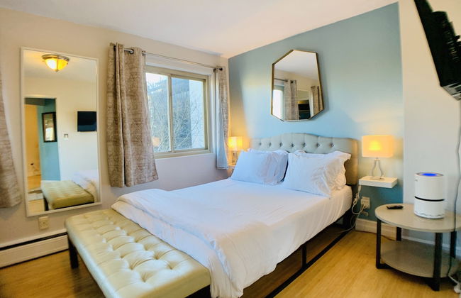 Pikes meets CapHill-Convention Center - Photo 5