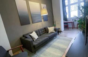 Modern Cozy apt. -with 2 TV, Netflix and work desk - Foto 2