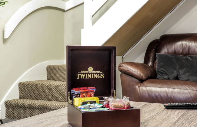 Tudors eSuites Four Bedroom House - Foto 20