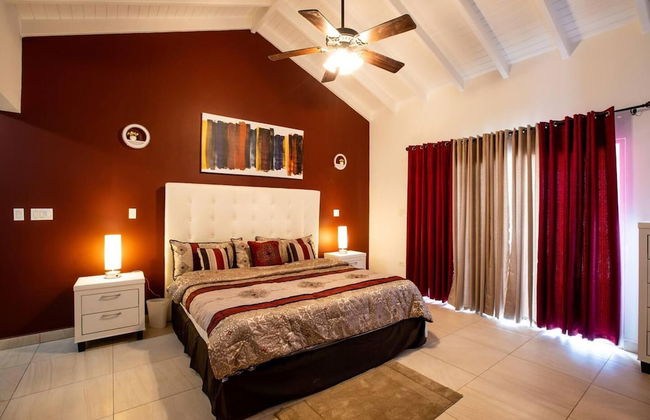 3 Bed Villa, Sleeps 6, Pool, Priv Patio - Foto 3