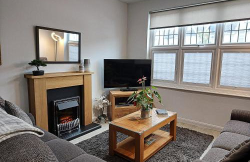 Meadow View Apartments are 2 and 3 bedroomed with private parking - Foto 12